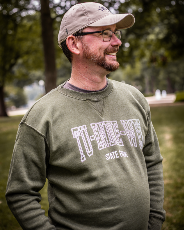 Tu-Endie-Wei State Park Crewneck